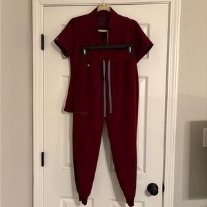 FIGS XS Petite Burgundy Scrubs